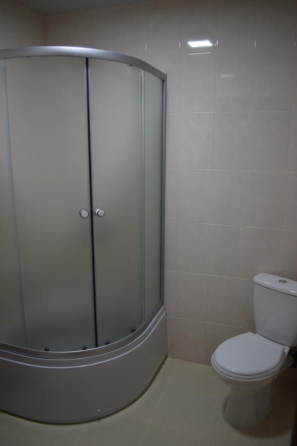 Veles Hotel Brovari Kültér fotó